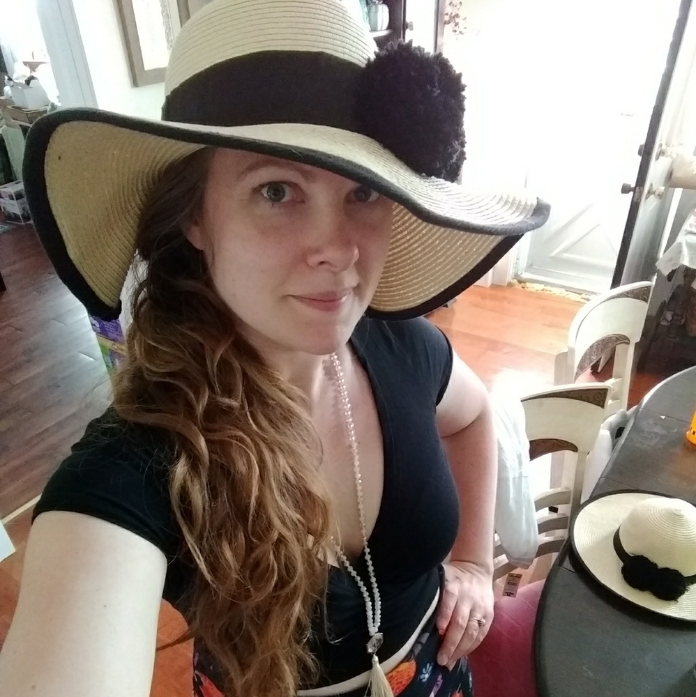 Meet your Posher, Brook